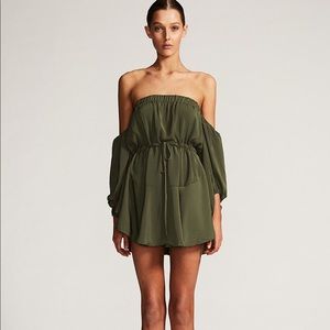Shona Joy Off The Shoulder Mini (S/ US 4/ AUS 8)